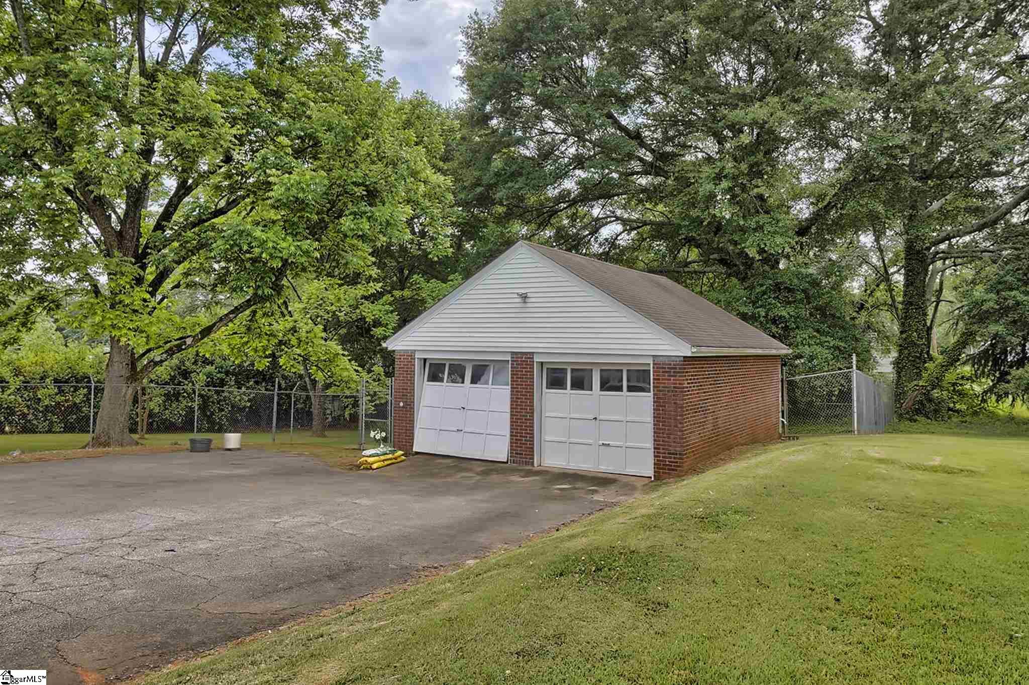 212 Pendleton Street Pickens, SC 29671 - Photo 36 of 36 Gallery Image 36