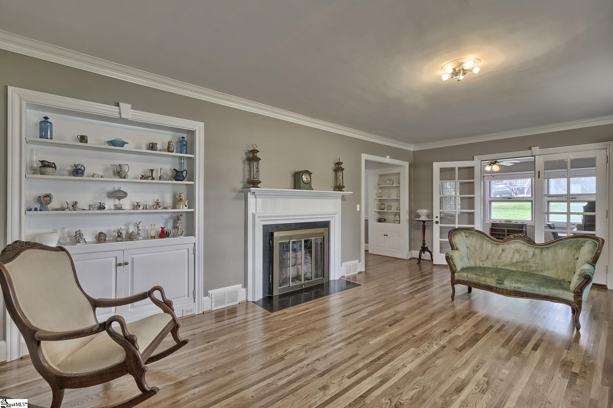 212 Pendleton Street Pickens, SC 29671 - Photo 5 of 36 Gallery Image 5