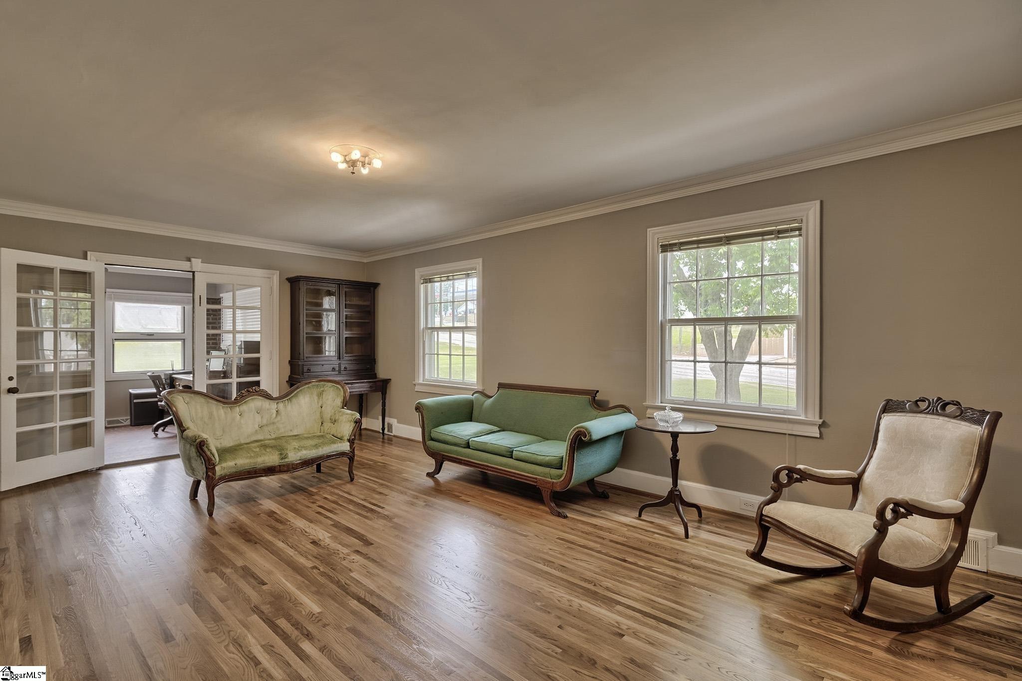 212 Pendleton Street Pickens, SC 29671 - Photo 7 of 36 Gallery Image 7