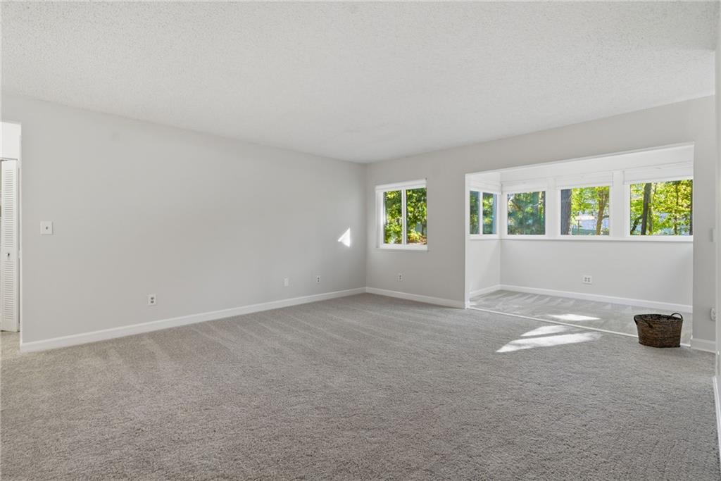 1015 Wingate Way Atlanta, GA 30350 - Photo 11 of 35