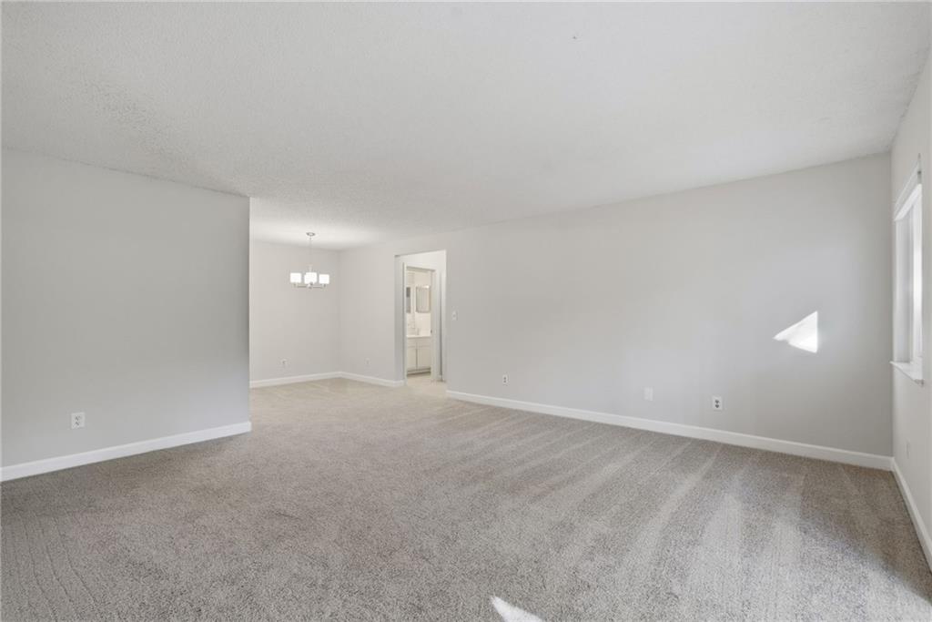 1015 Wingate Way Atlanta, GA 30350 - Photo 14 of 35