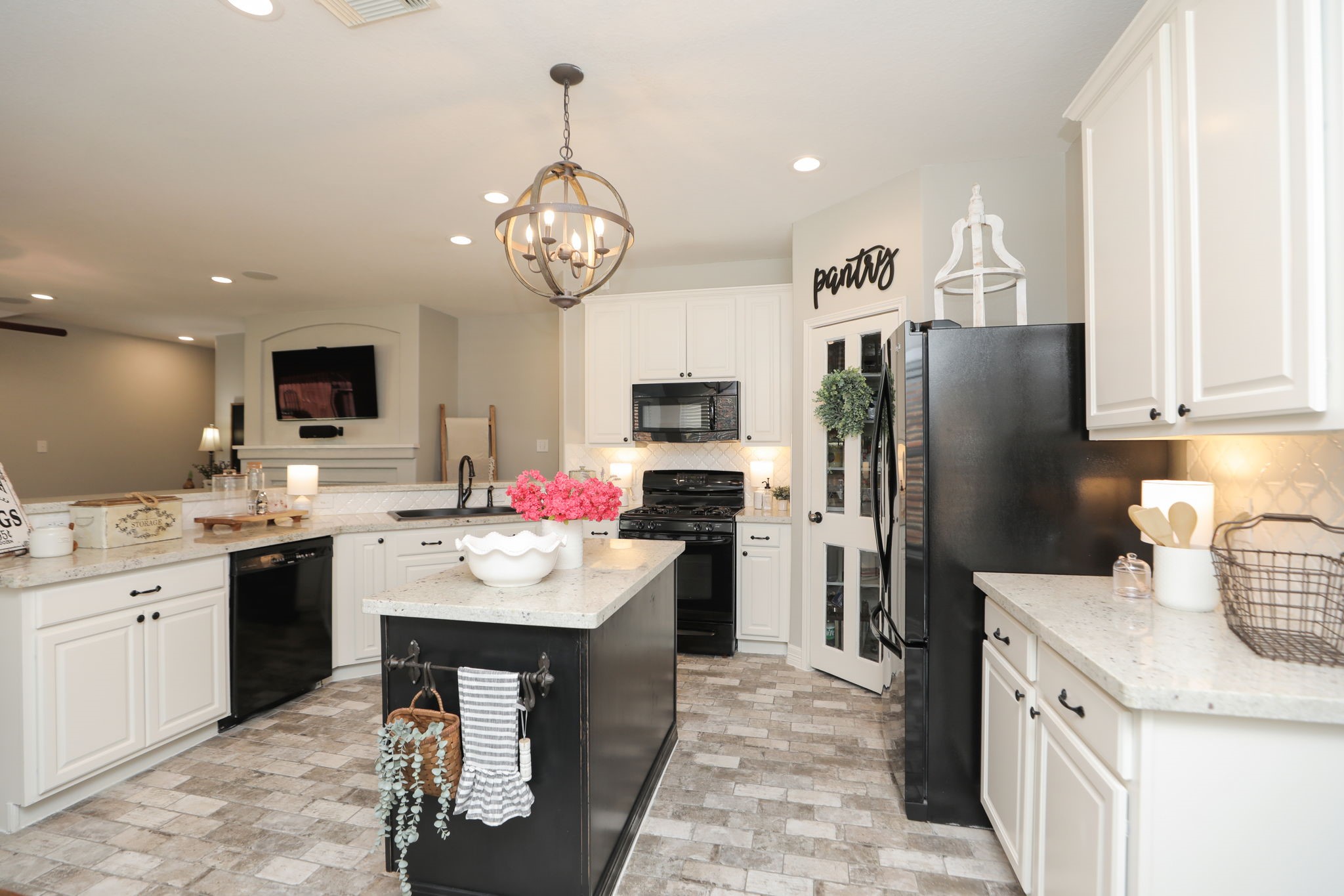 6835 Autumn Rain Lane Spring, TX 77379 - Photo 11 of 47