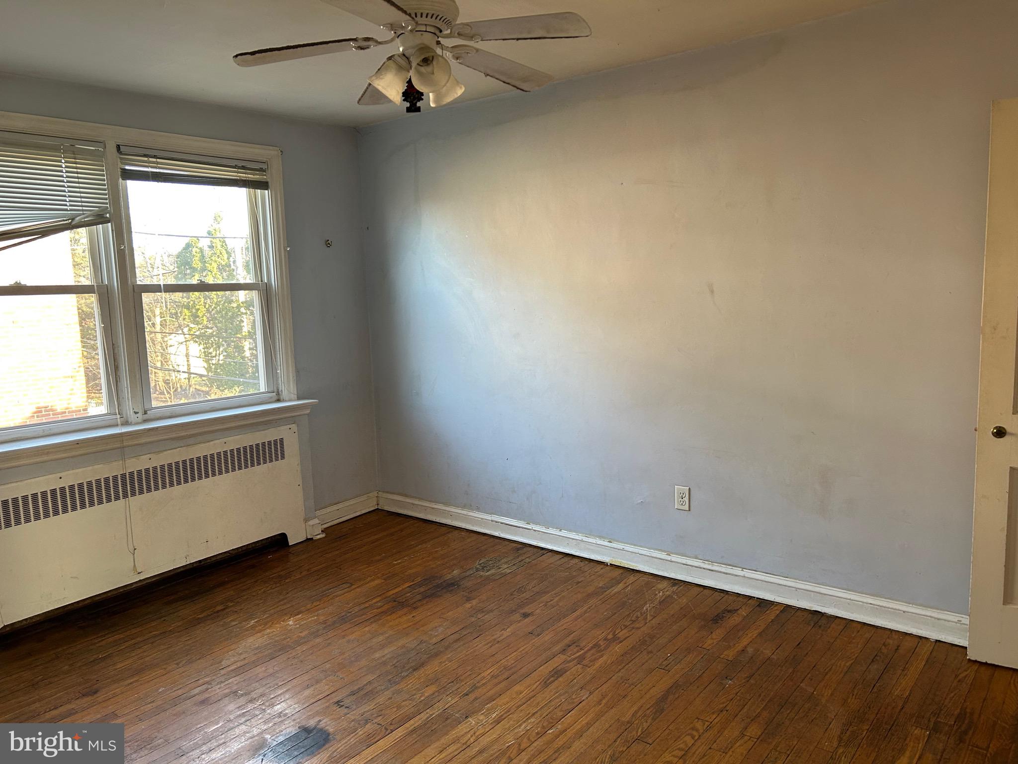 40 Sunshine Road Upper Darby, PA 19082 - Photo 16 of 17