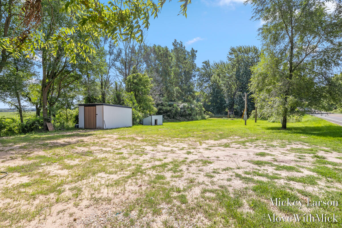 12960 Alger Road Grant, MI 49327 - Photo 18 of 20 12960-Alger_009