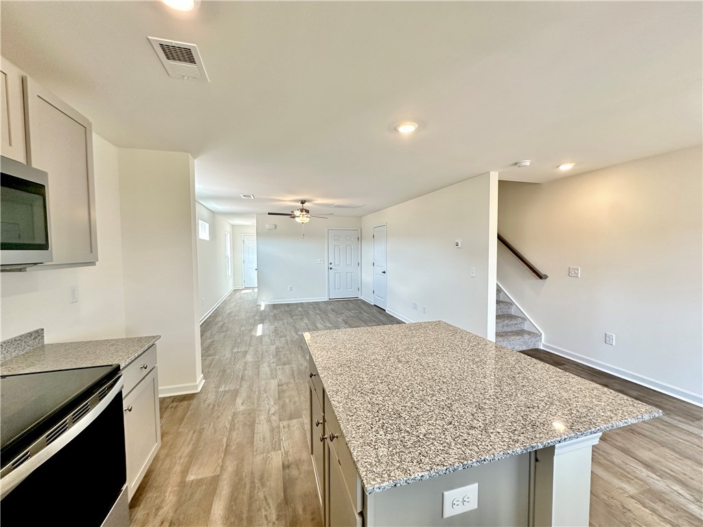 519 Seaborn Circle Pendleton, SC 29670 - Photo 11 of 29 *Picture is from similar Palomino plan*