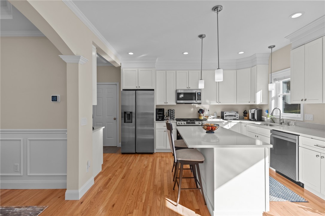 251 East Shore Drive Coventry, RI 02816 - Photo 13 of 47