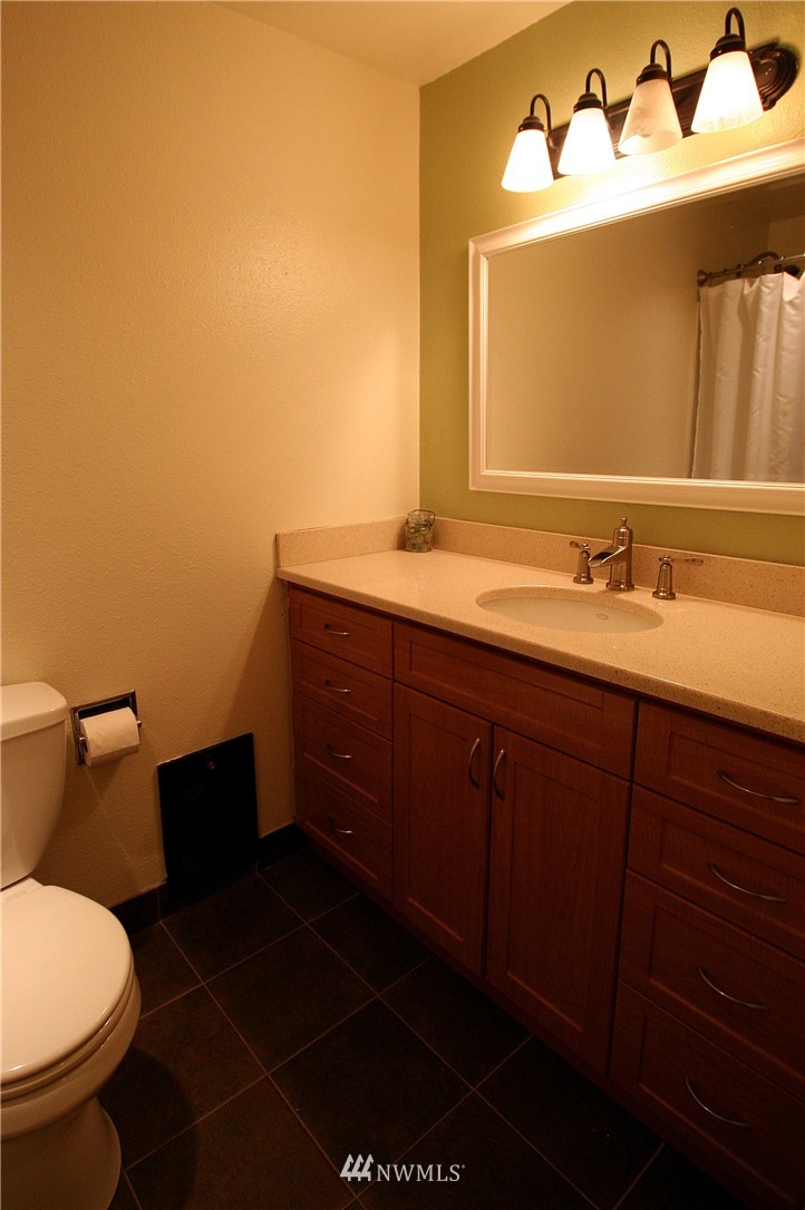 9906 Northeast 190th Street, Unit C Bothell, WA 98011 - Photo 12 of 16 Gallery Image 12
