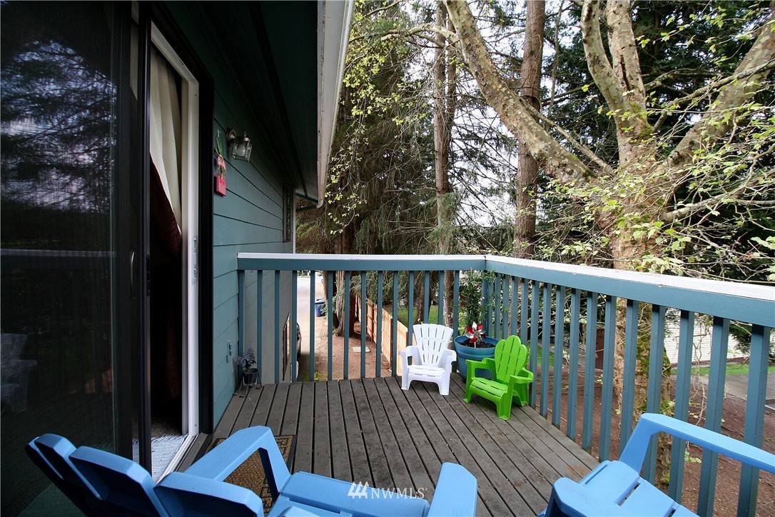 9906 Northeast 190th Street, Unit C Bothell, WA 98011 - Photo 9 of 16 Gallery Image 9