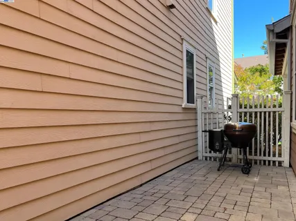 $930,888 | 2105 Drake Lane, Hercules, CA 94547