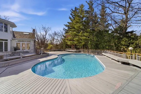 $2,499,900 | 406 Woodley Woods, Winnetka, IL 60093