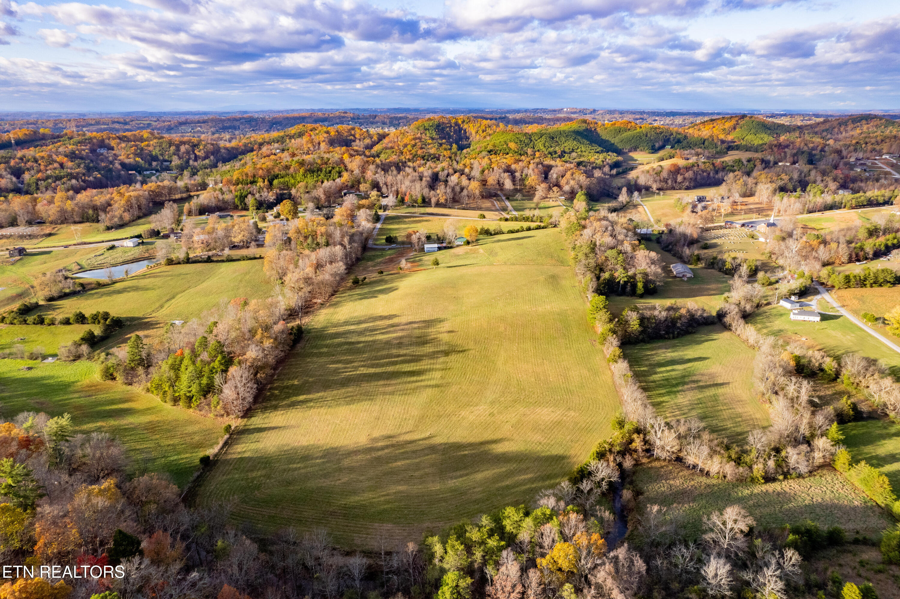 1029 Oscar Best Road Maryville, TN 37803 - Photo 11 of 15 OscarBestlots-21