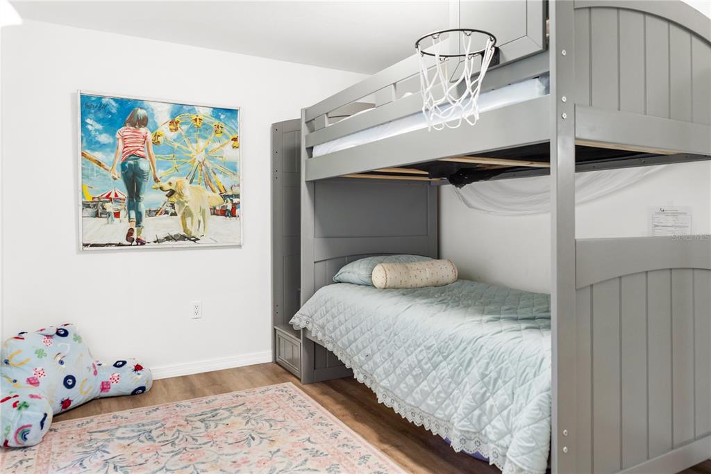 4105 Rockefeller Avenue Sarasota, FL 34231 - Photo 19 of 24