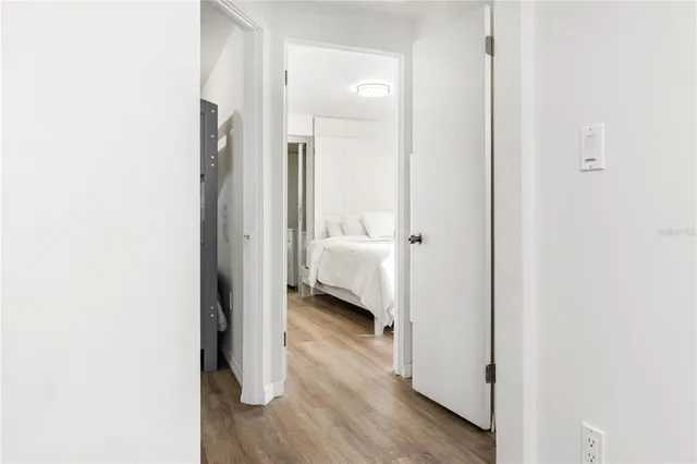 a en suite bathroom with a sink and a mirror