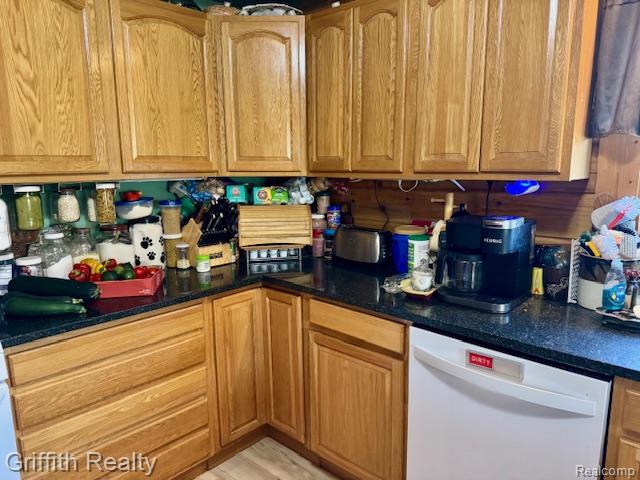 5748 West Coon Lake Road Howell, MI 48843 - Photo 16 of 74