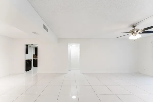 $2,750 | 606 Northwest 13th Street, Unit 23, Boca Raton, FL 33486