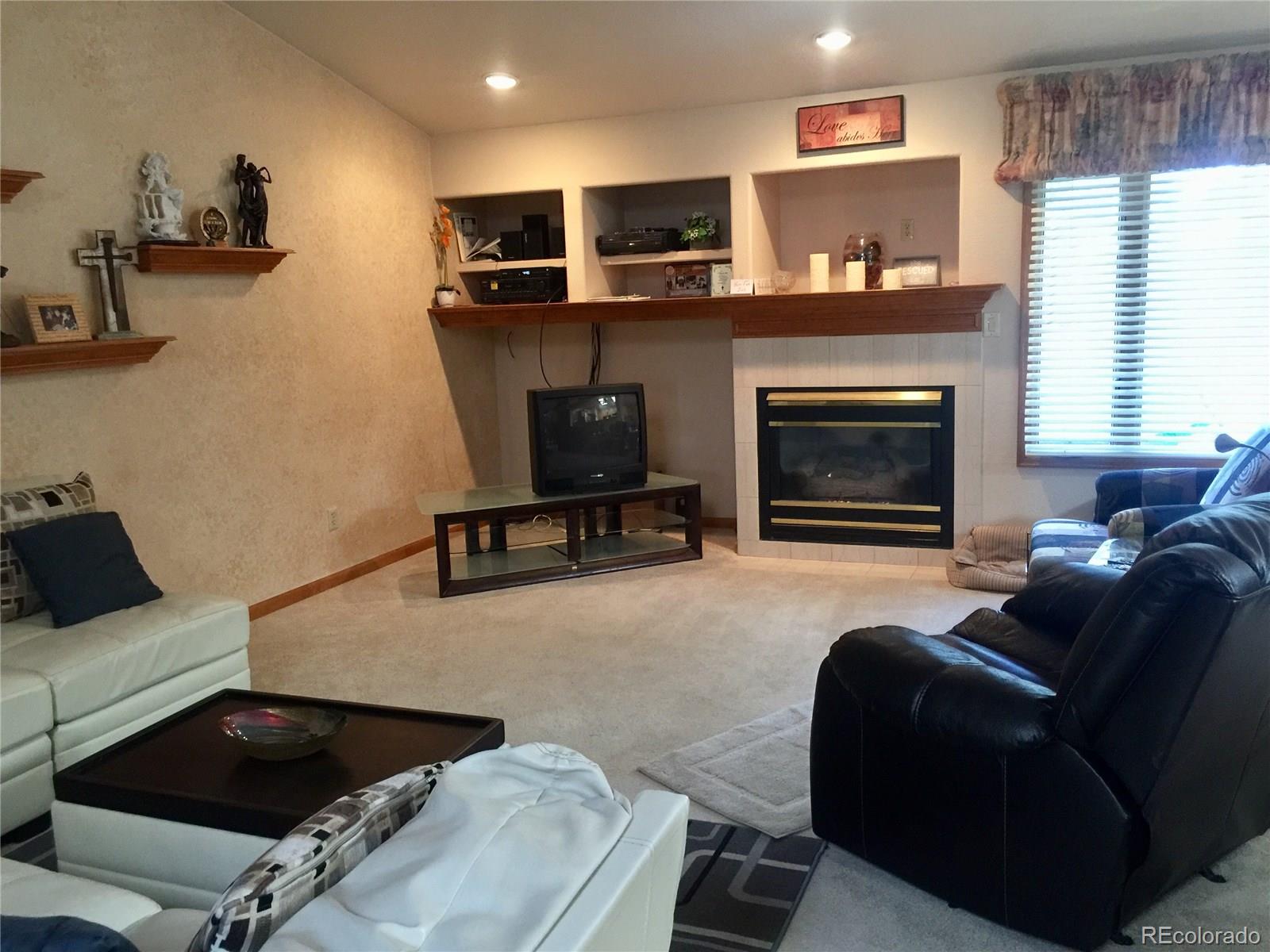 11267 Ranch Place Westminster, CO 80234 - Photo 6 of 21 Gallery Image 6
