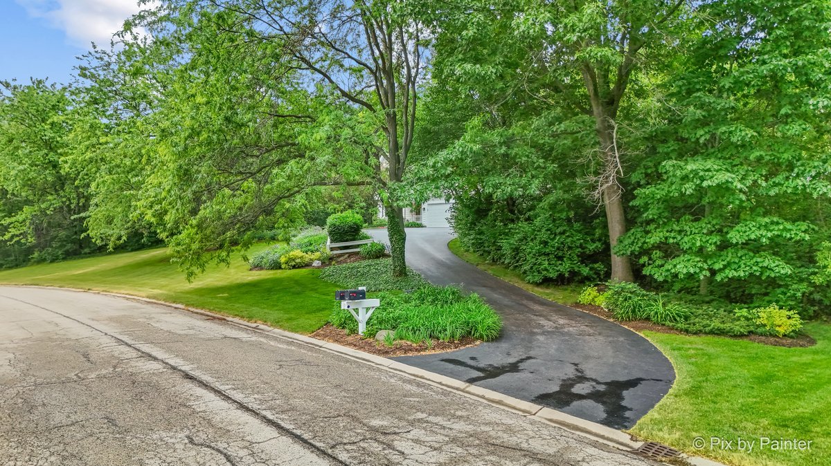 9901 Fox Bluff Lane Spring Grove, IL 60081 - Photo 36 of 44