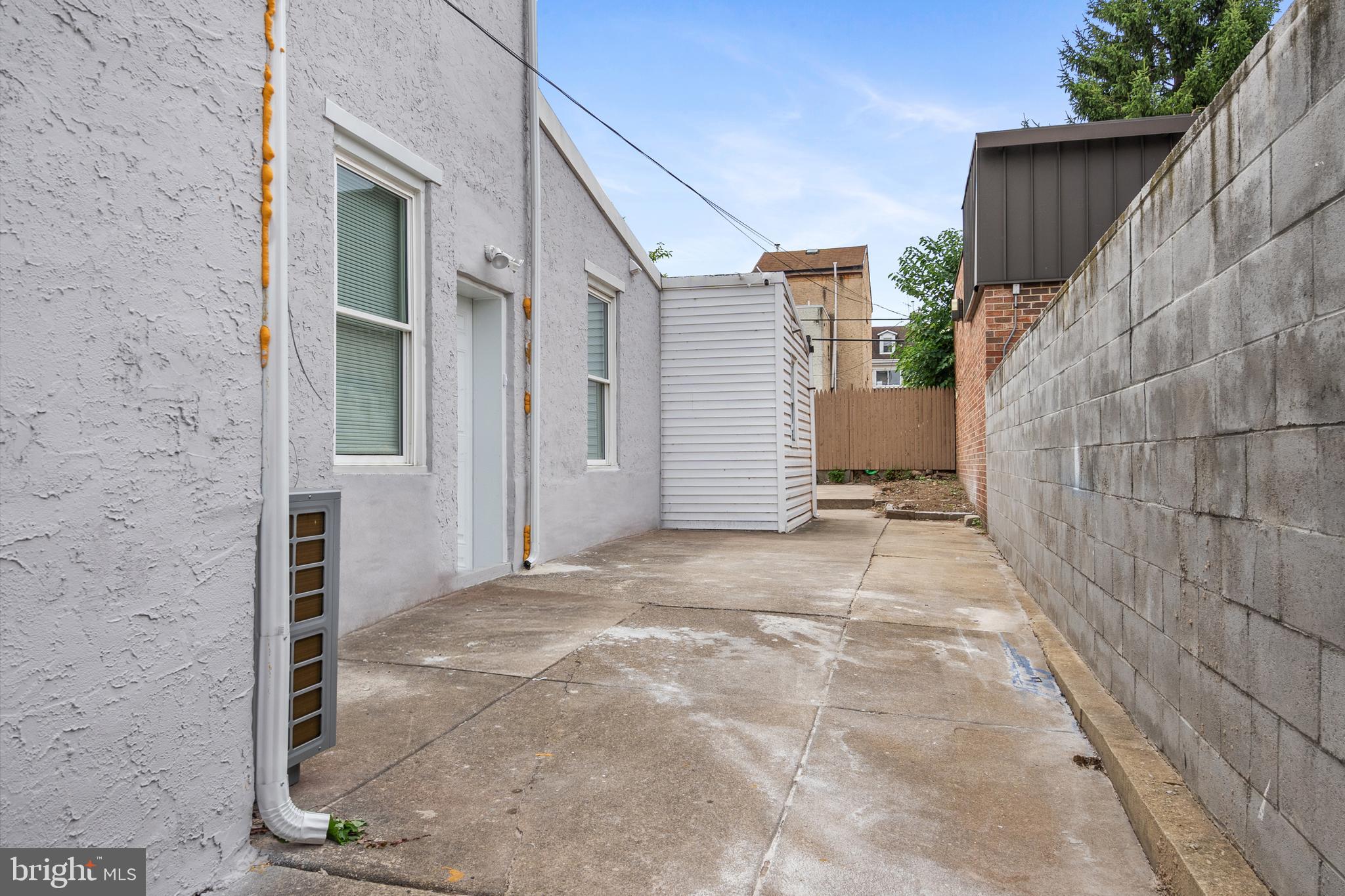 2652 Bridge Street Philadelphia, PA 19137 - Photo 19 of 31 a view of a house with a backyard