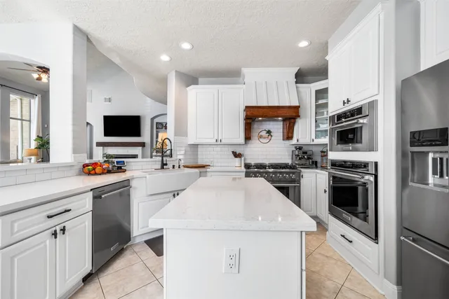 $619,000 | 28446 Shining Creek Lane, Spring, TX 77386