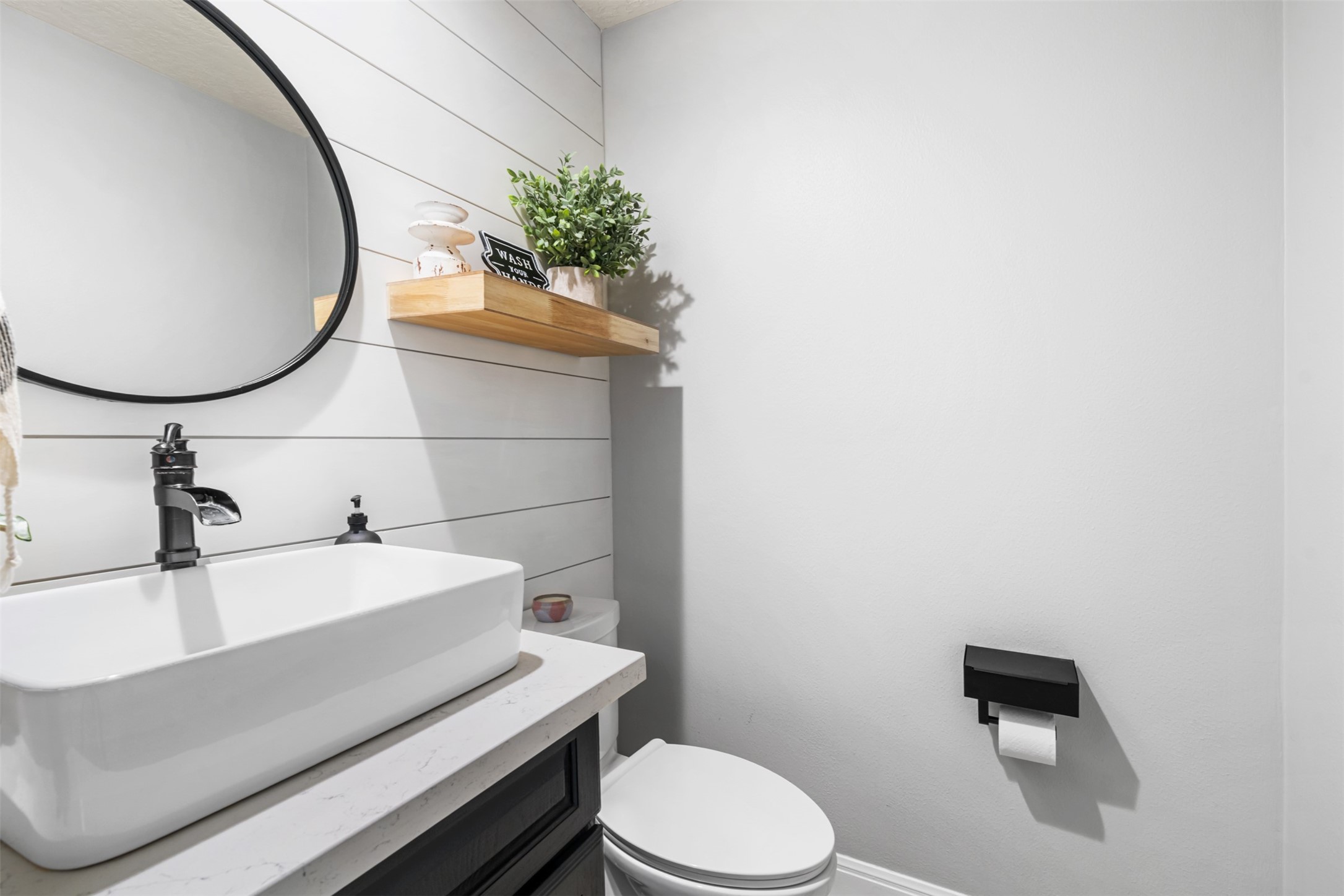 28446 Shining Creek Lane Spring, TX 77386 - Photo 8 of 47 a bathroom with a sink toilet and mirror