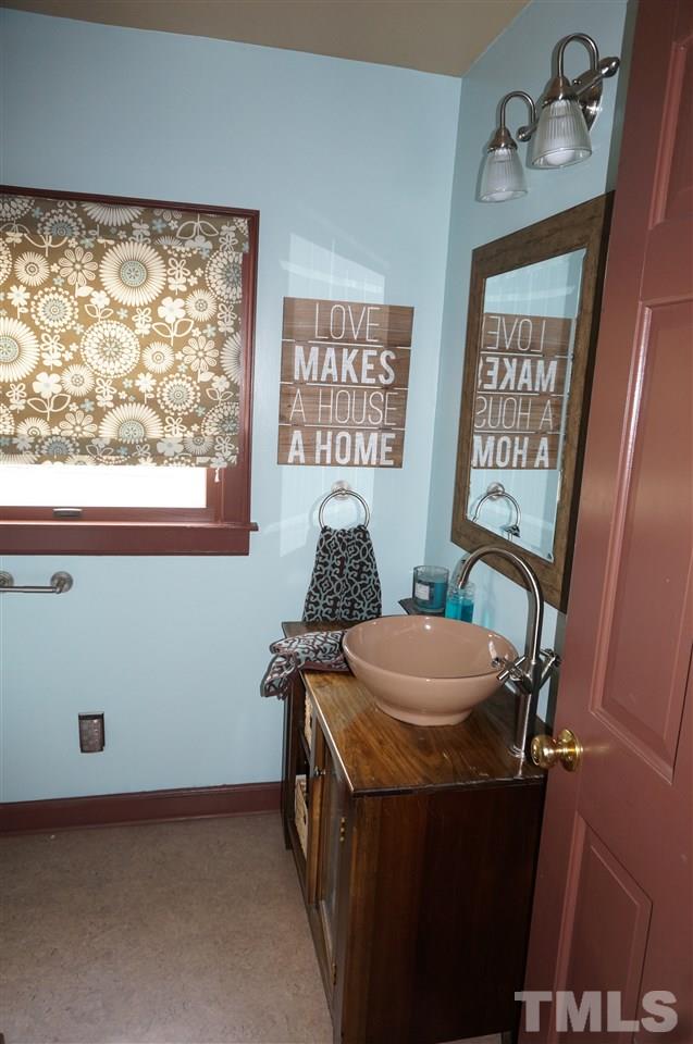3919 Raleigh Road Clayton, NC 27520 - Photo 20 of 25 Bathroom beside kitchen, full shower