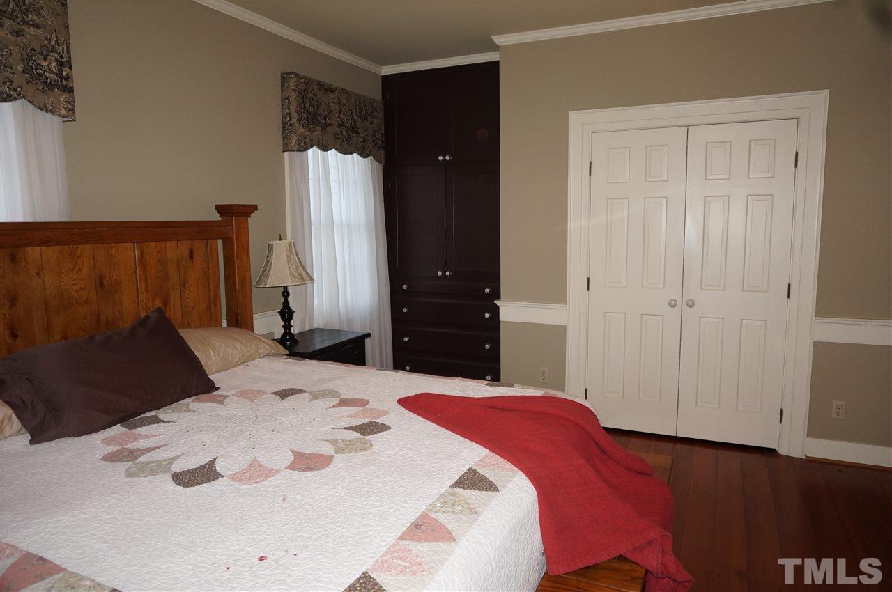 3919 Raleigh Road Clayton, NC 27520 - Photo 22 of 25 Built in closet in 2nd bedroom