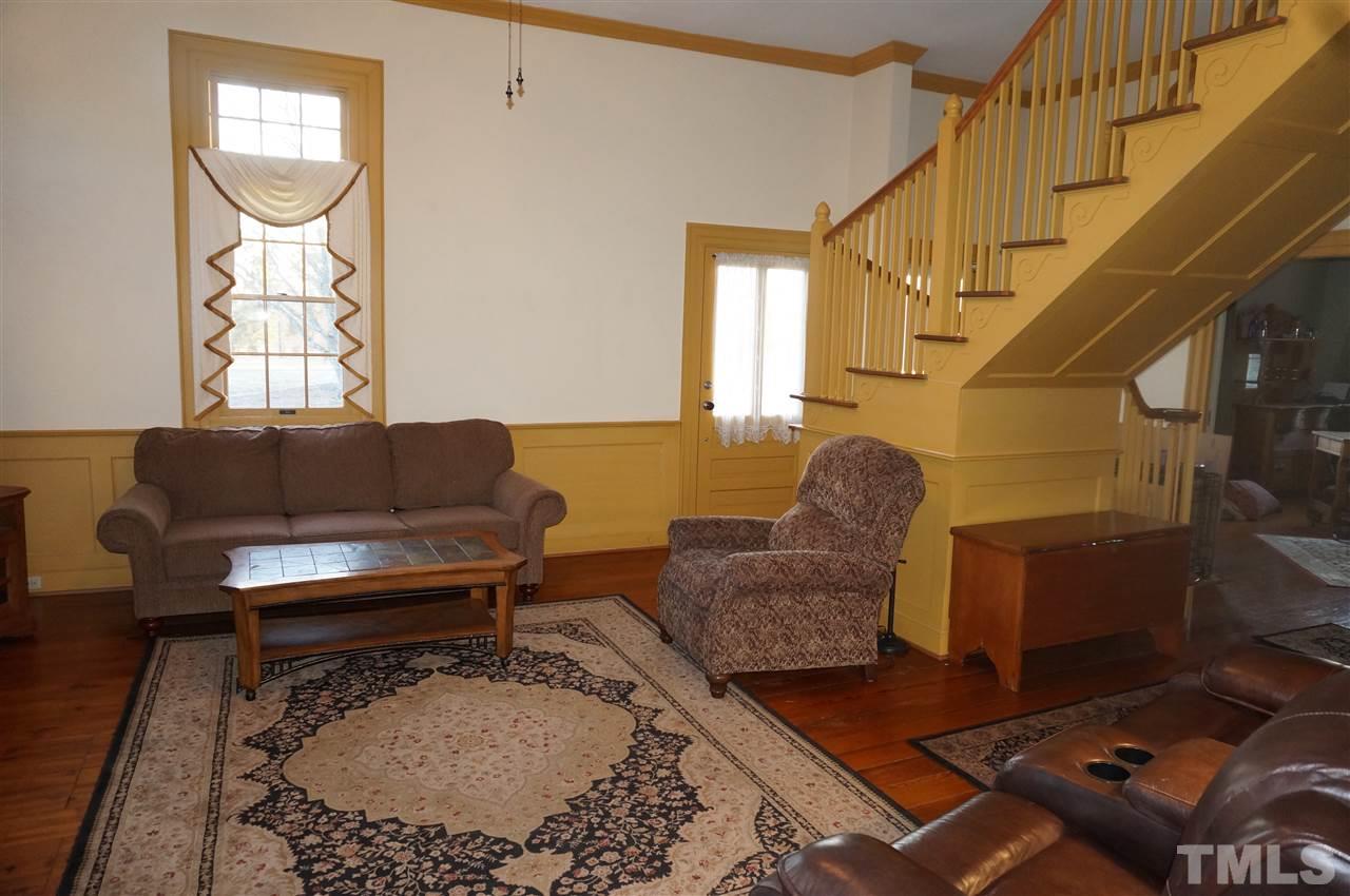 3919 Raleigh Road Clayton, NC 27520 - Photo 8 of 25 Living room main floor