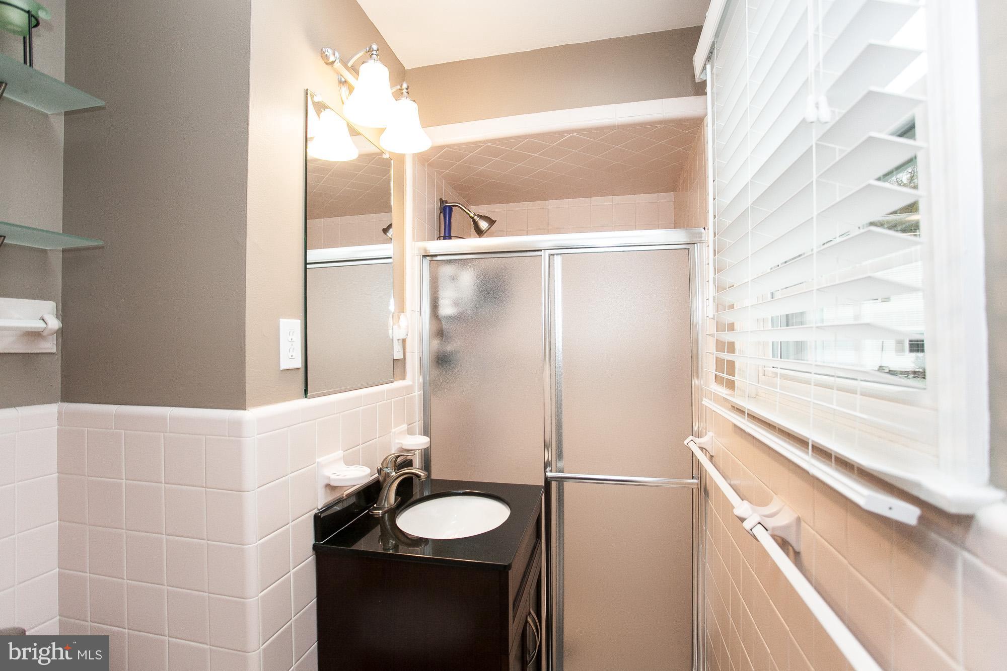 1070 Longview Road King of Prussia, PA 19406 - Photo 16 of 38