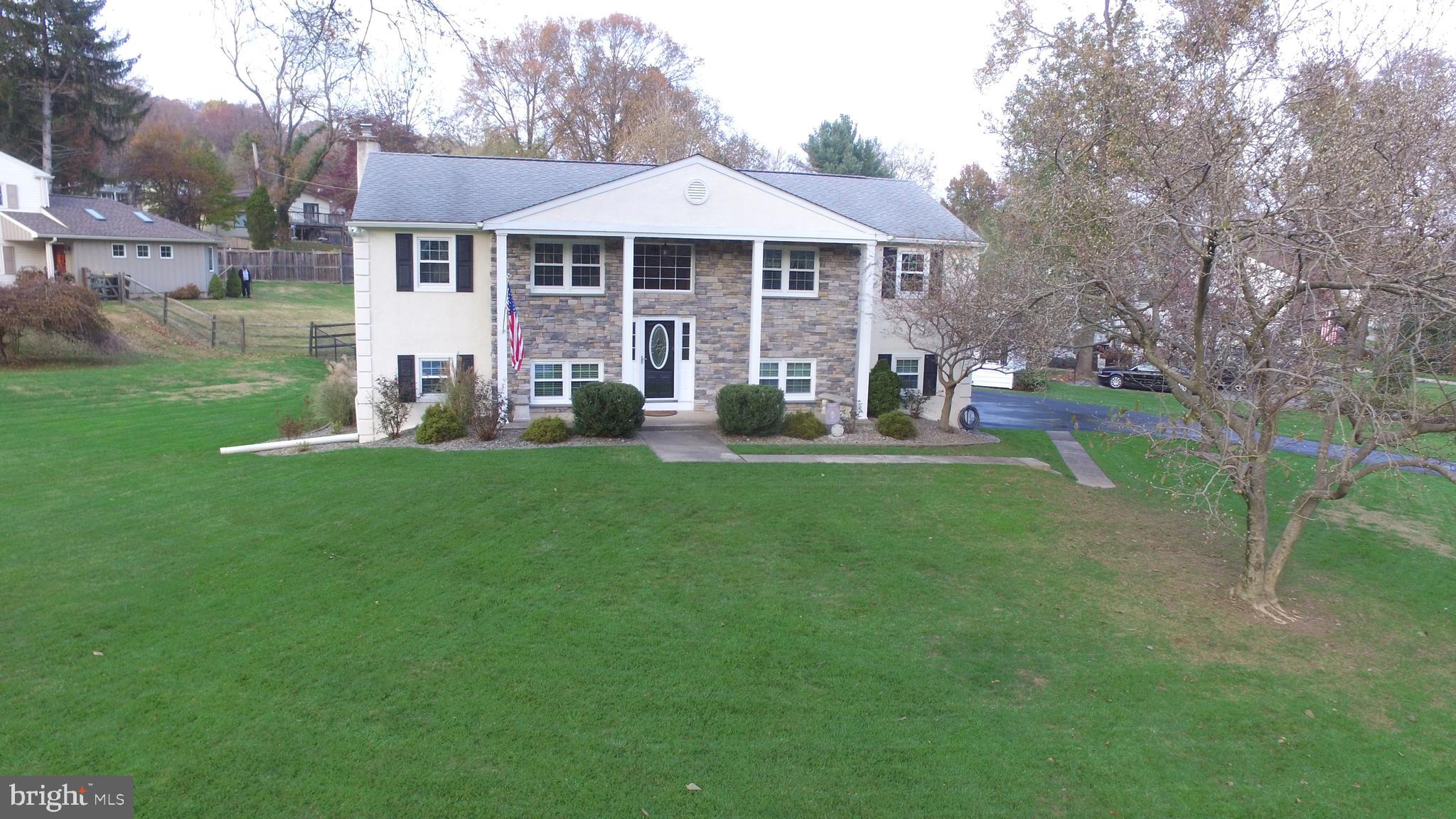 1070 Longview Road King of Prussia, PA 19406 - Photo 3 of 38