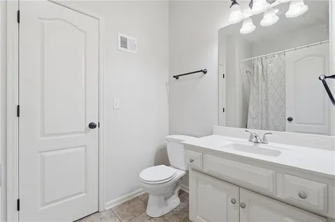 $350,000 | 15602 West 61st Street, Shawnee, KS 66217