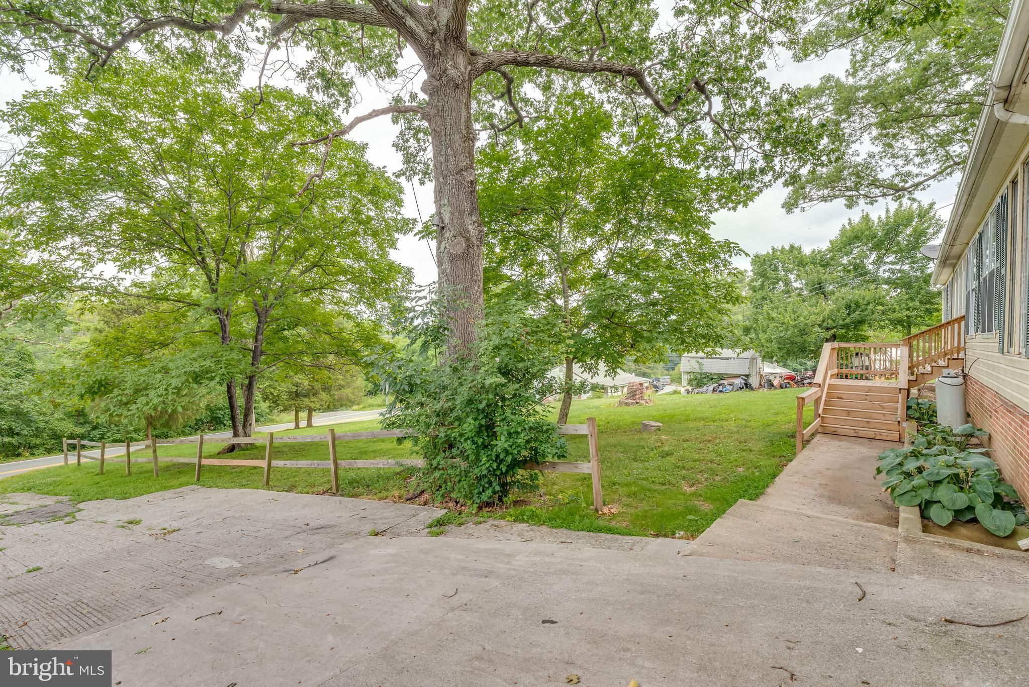 910 Hostler Road Harpers Ferry, WV 25425 - Photo 6 of 41 Gallery Image 6