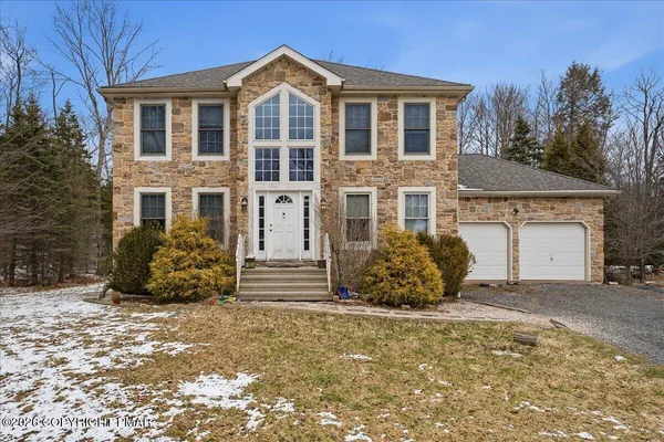 $549,000 | 8 Bass Court, Gouldsboro, PA 18424