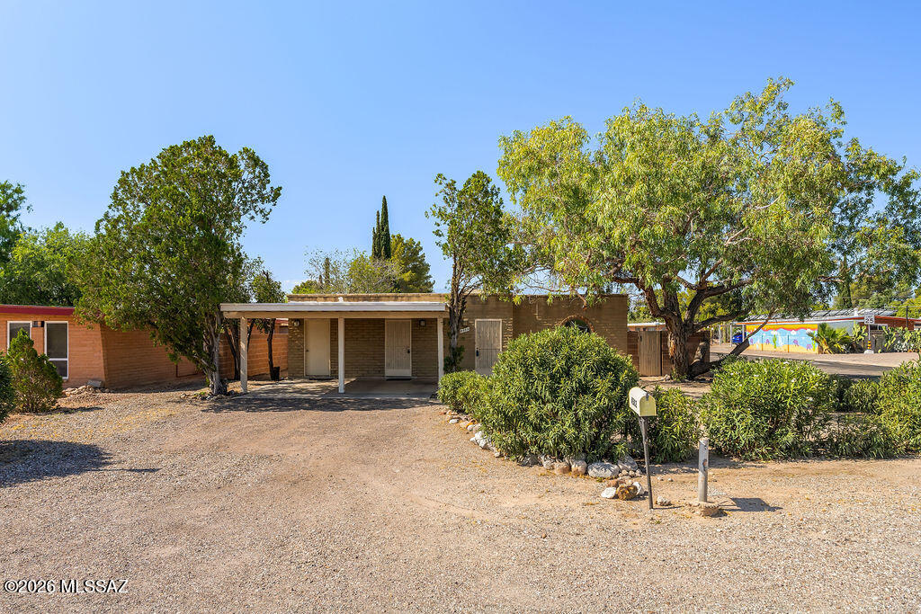 4502 East Fort Lowell Road Tucson, AZ 85712 - Photo 9 of 46