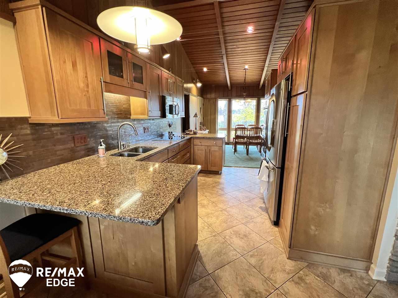 5129 South Genesee Road Grand Blanc, MI 48439 - Photo 9 of 25 50061121-8.JPG