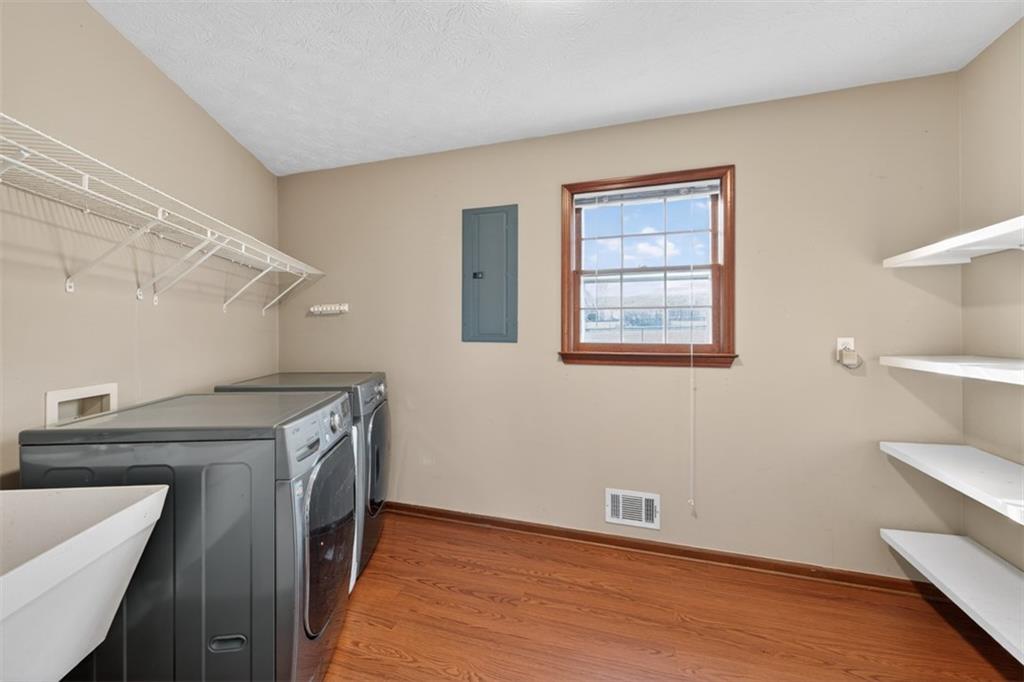 1213 Temple Johnson Road Loganville, GA 30052 - Photo 12 of 37