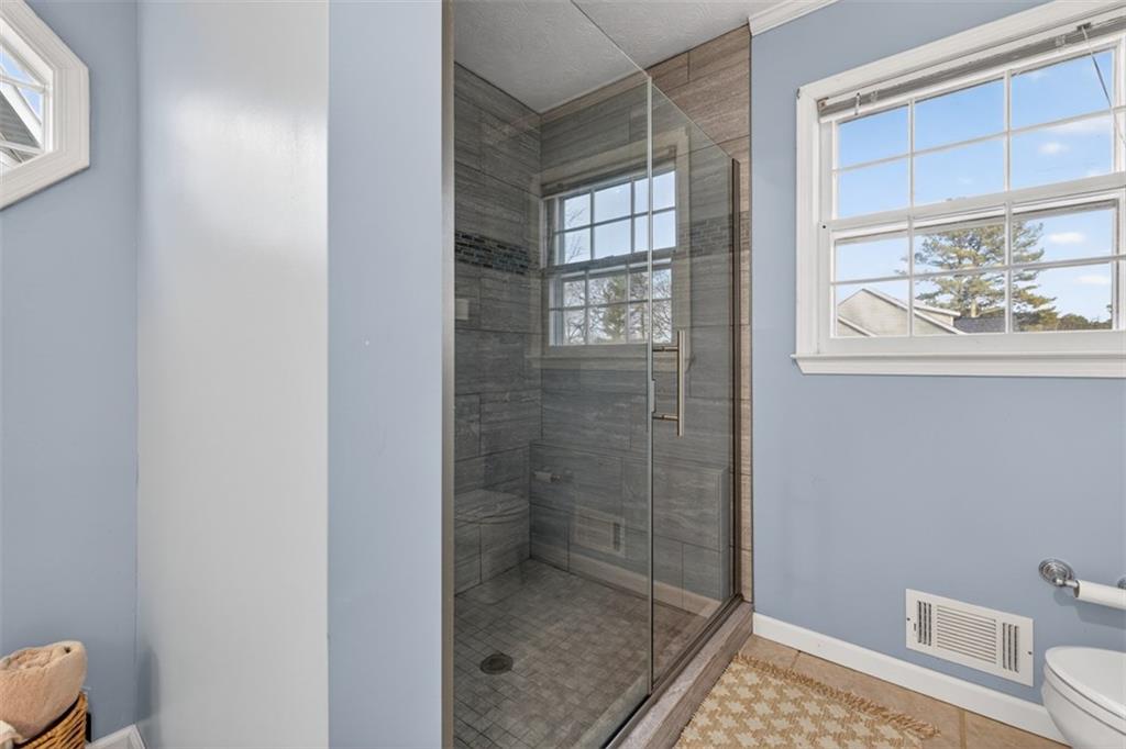 1213 Temple Johnson Road Loganville, GA 30052 - Photo 19 of 37