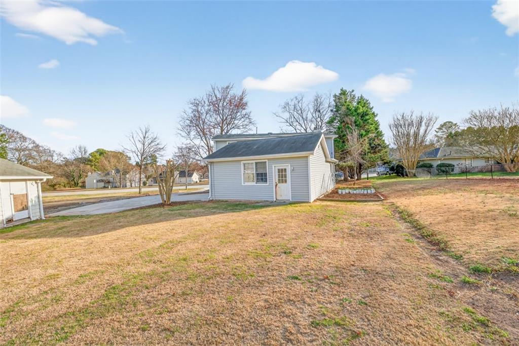 1213 Temple Johnson Road Loganville, GA 30052 - Photo 32 of 37