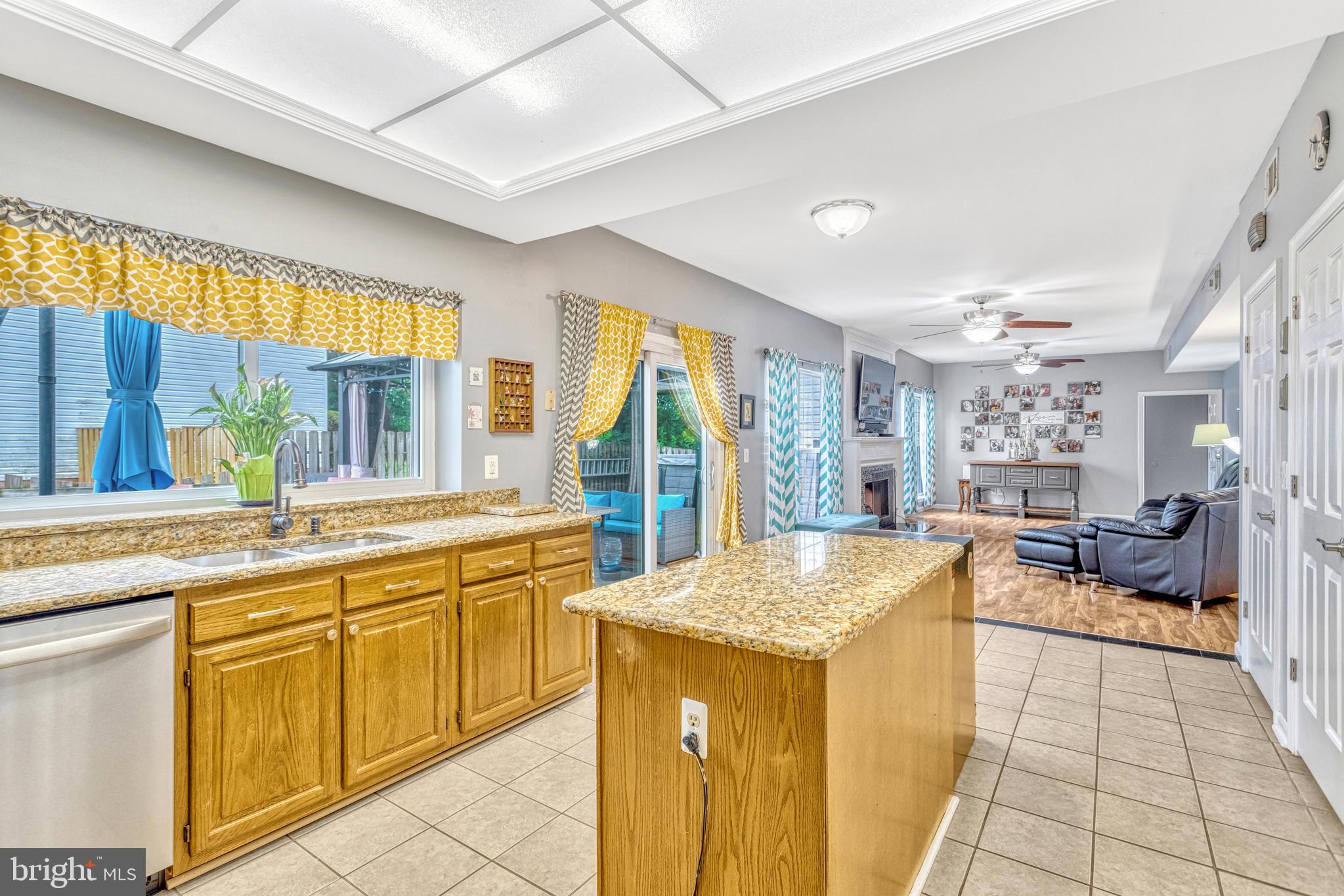 8591 Signal Hill Road Manassas, VA 20110 - Photo 11 of 47