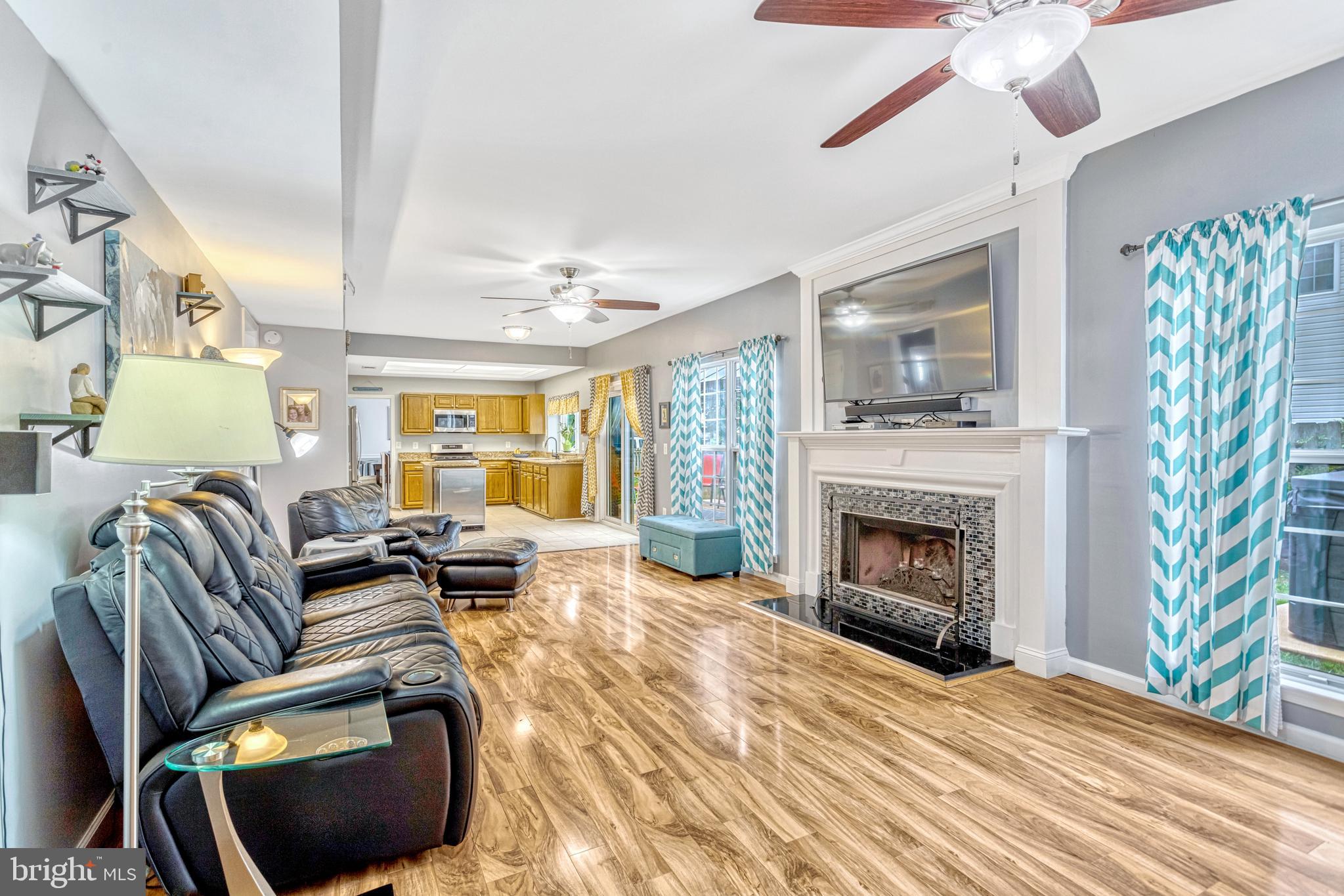 8591 Signal Hill Road Manassas, VA 20110 - Photo 17 of 47