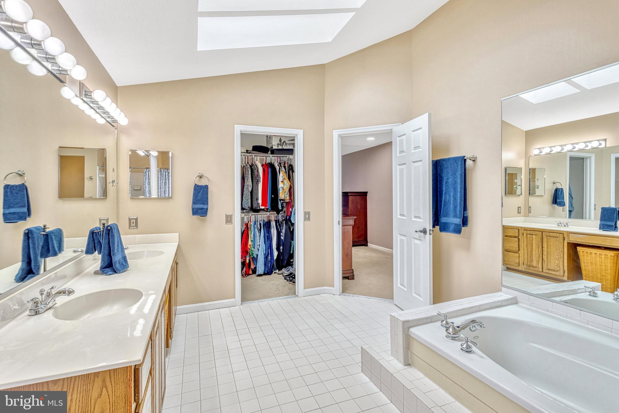 8591 Signal Hill Road Manassas, VA 20110 - Photo 32 of 47