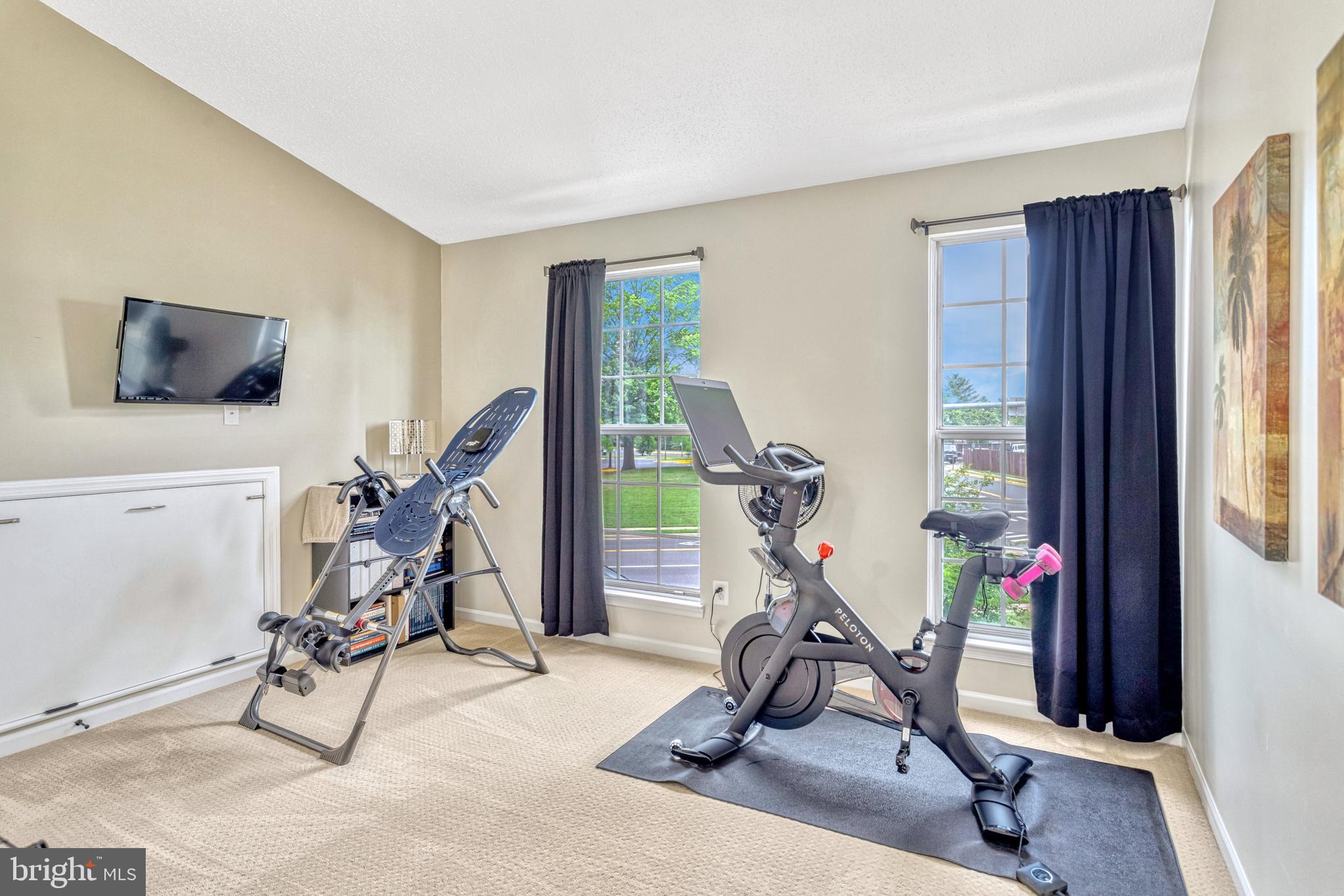 8591 Signal Hill Road Manassas, VA 20110 - Photo 37 of 47