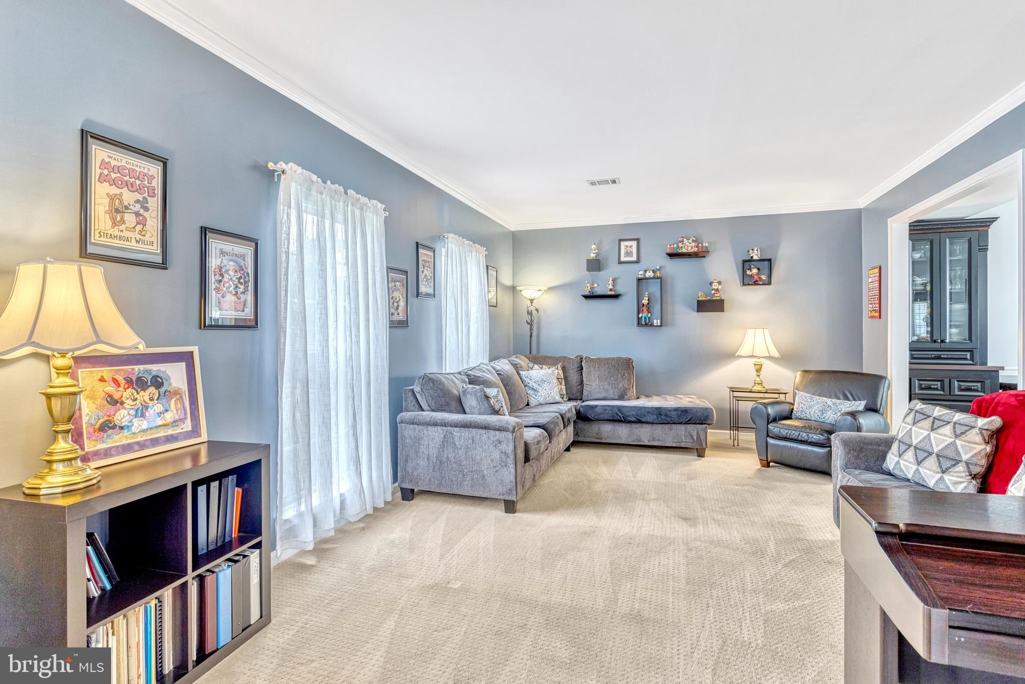 8591 Signal Hill Road Manassas, VA 20110 - Photo 6 of 47