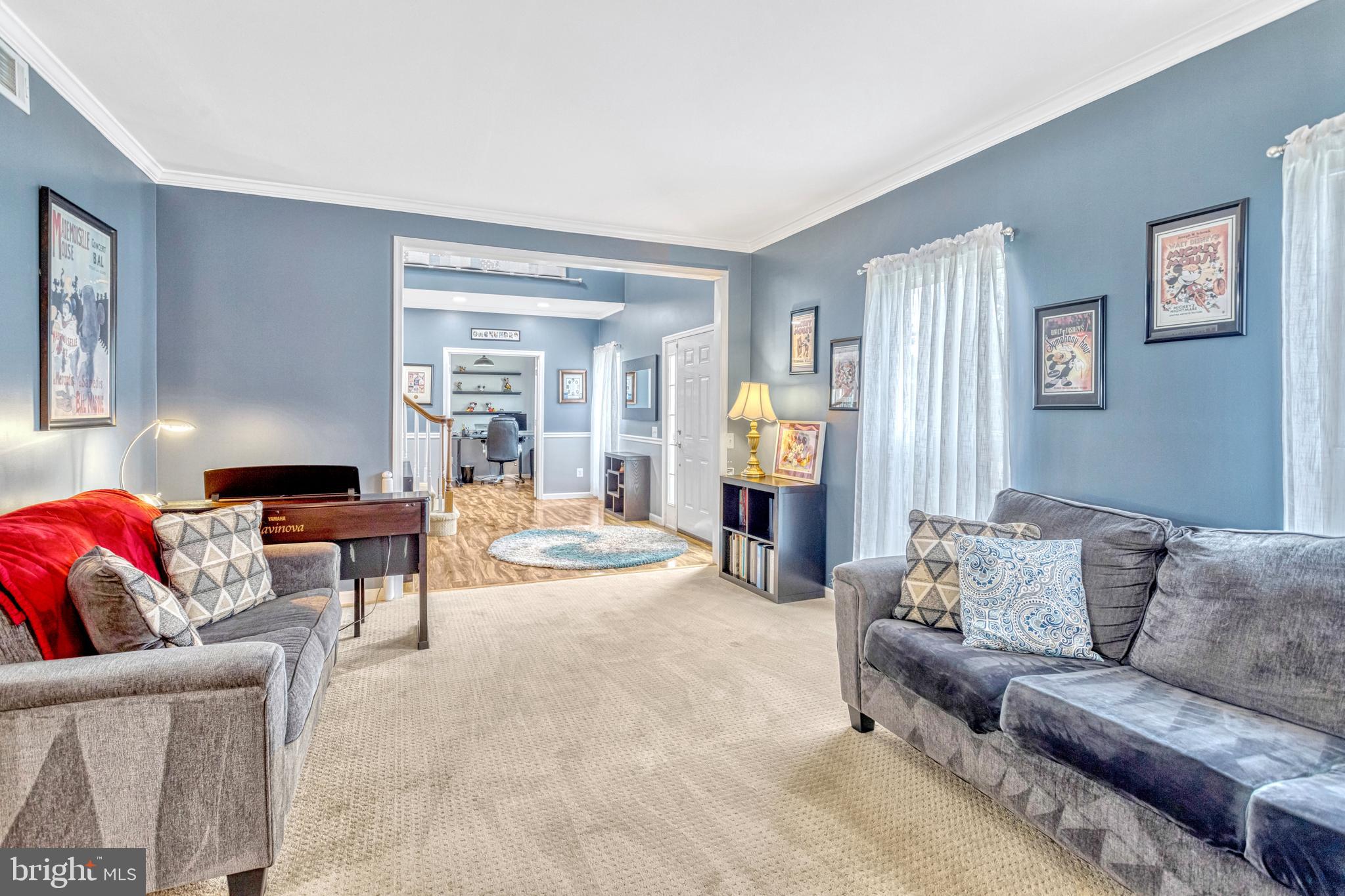 8591 Signal Hill Road Manassas, VA 20110 - Photo 7 of 47