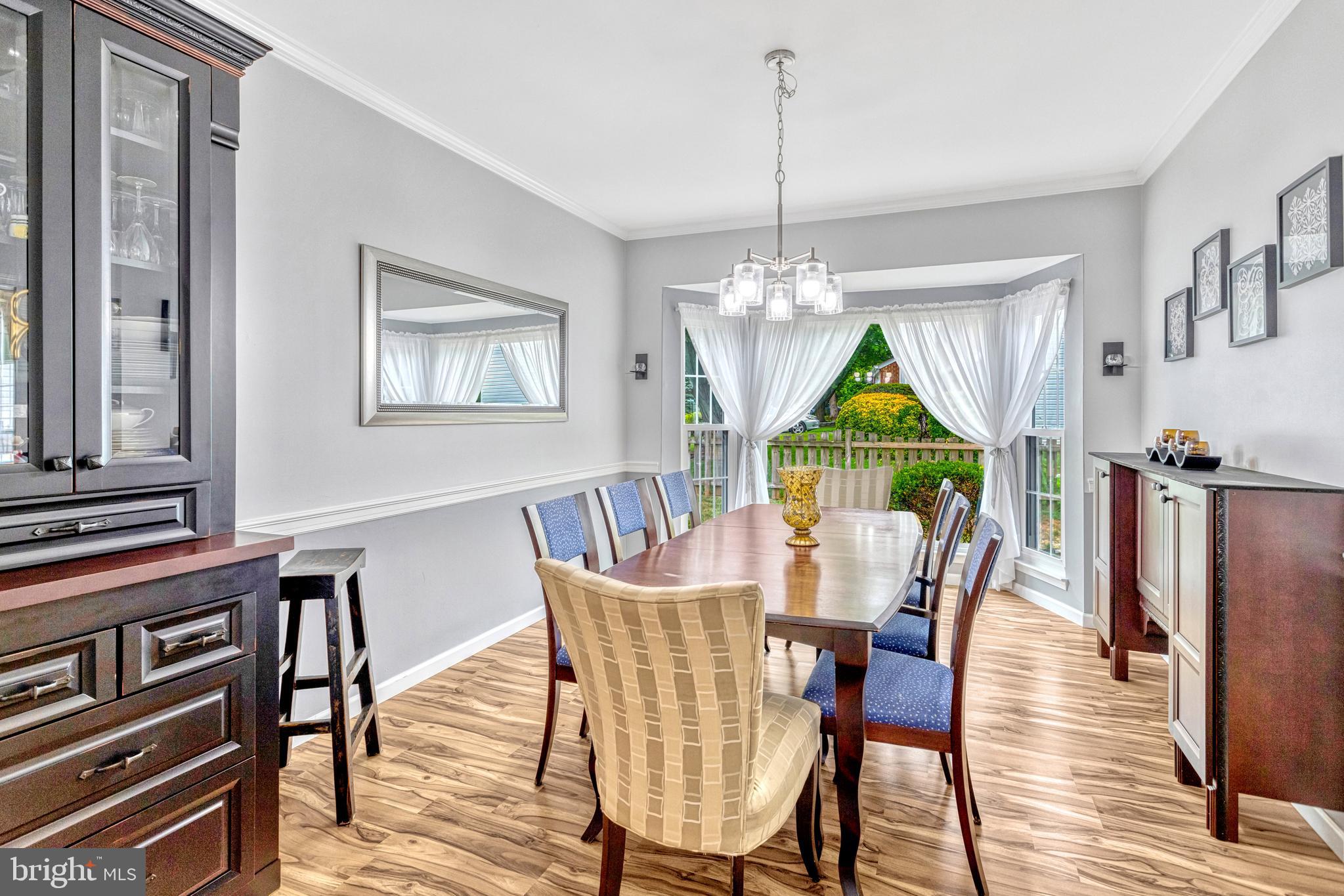 8591 Signal Hill Road Manassas, VA 20110 - Photo 8 of 47 Formal DR