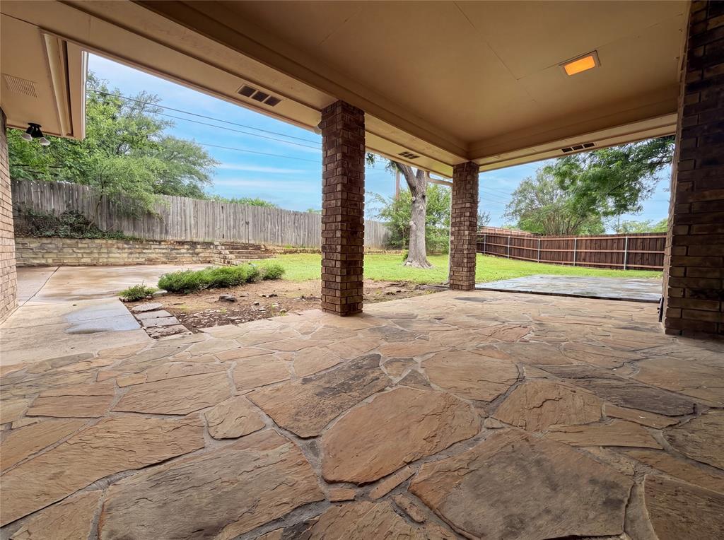 2300 Ridgewood Bedford, TX 76021 - Photo 25 of 26