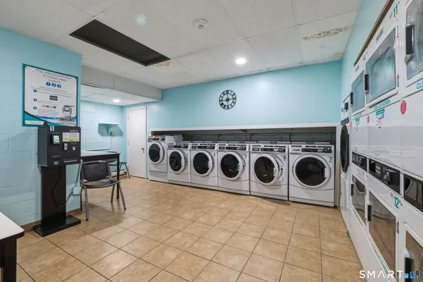 $169,000 | 2370 North Avenue, Unit 4C, Bridgeport, CT 06604