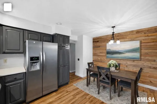 $360,000 | 1009 Highland Court, Germantown Hills, IL 61548