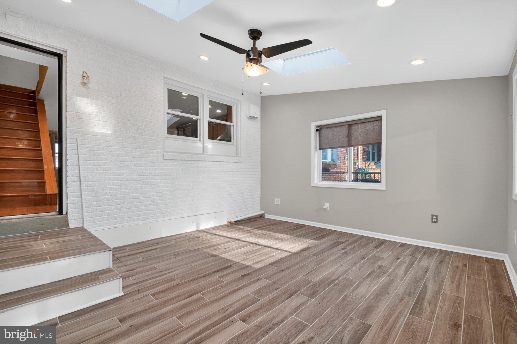643 47th Street Baltimore, MD 21224 - Photo 13 of 35