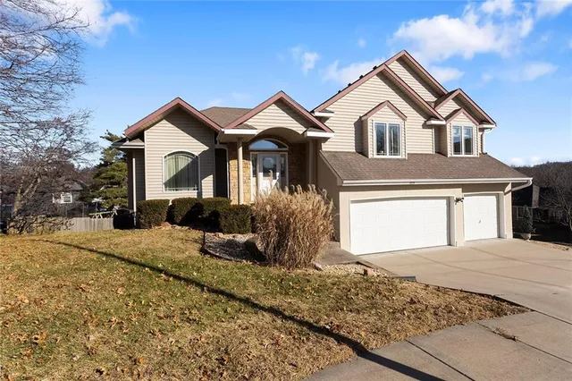 $449,000 | 6958 North Atkins Avenue, Kansas City, MO 64152