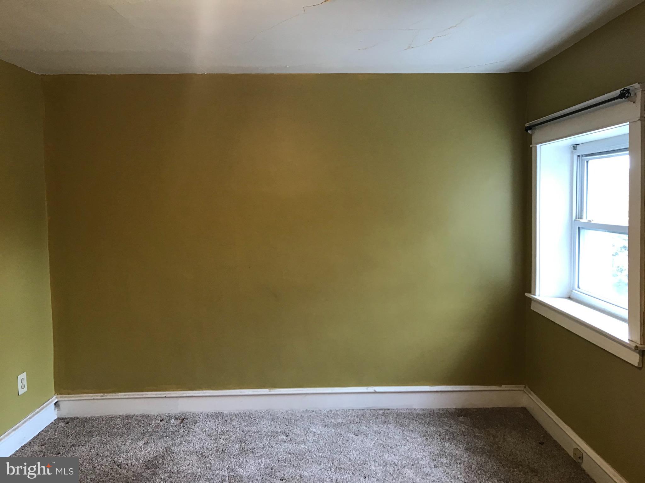 328 Margate Road Upper Darby, PA 19082 - Photo 11 of 14 Main Bedroom
